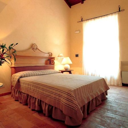 Agriturismo Lecanfore Guest House Castel di Leva Cameră foto